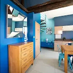 Coronell D'en Apartamento