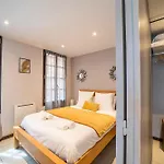 Coronell D'en Apartamento *
