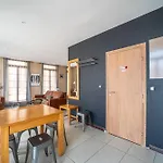 Coronell D'en Apartamento