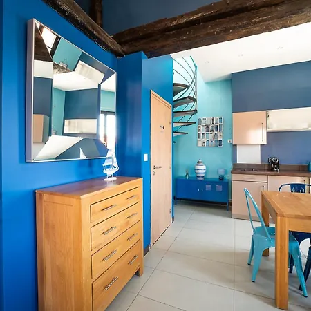 Coronell D'en 公寓