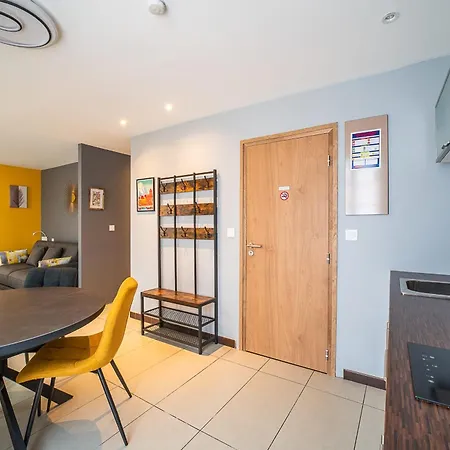 Coronell D'en 公寓